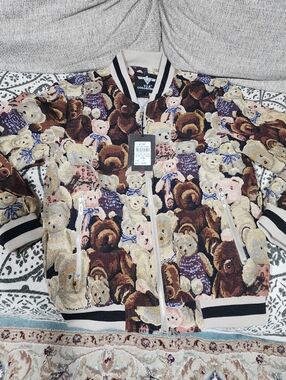 V.I.P. Collection Men's Teddy/Bear Pattern Varsity Bomber Jacket Size  S